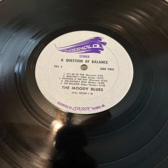 The Moody Blues, a Question of Balance, vintage vinyl record (record only) - Picture 4 of 4